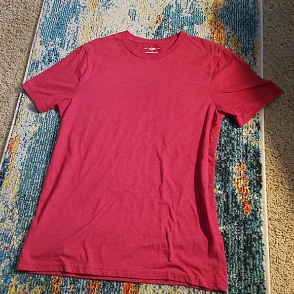 Urban Ultimate Tee - Picture 1 of 2